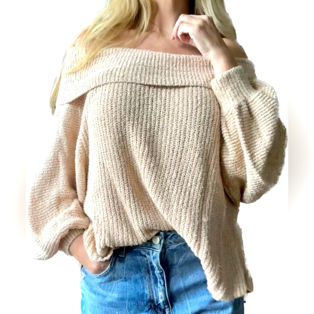 Free People M Slouchy roll down shoulder apricot sweater